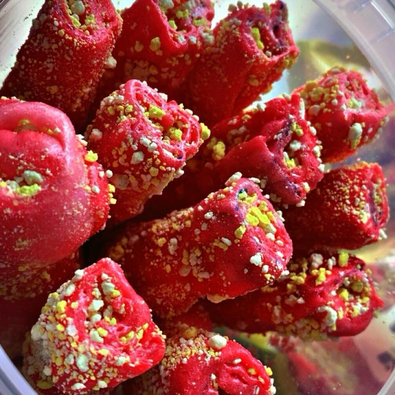 Strawberry Banana Varieties -Sweet Treats Featuring Strawberry and Banana Flavors